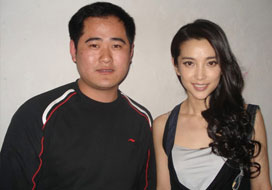 广州三牛与明星合影